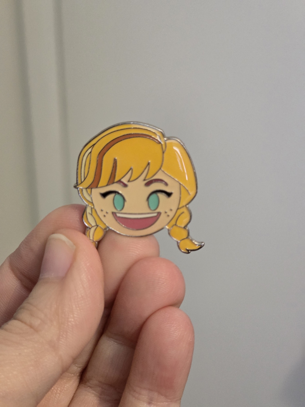Authentic Disney Parks Frozen Anna Emoji Blitz Trading Pin